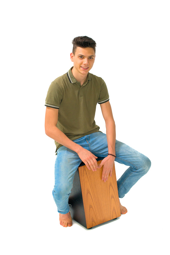 Urheber (Cajonspieler): © tutye / Fotolia